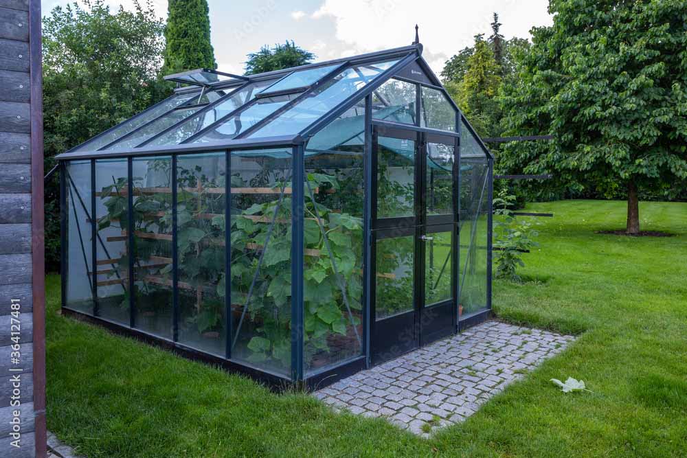 Greenhouse structure by Hothouse Construction